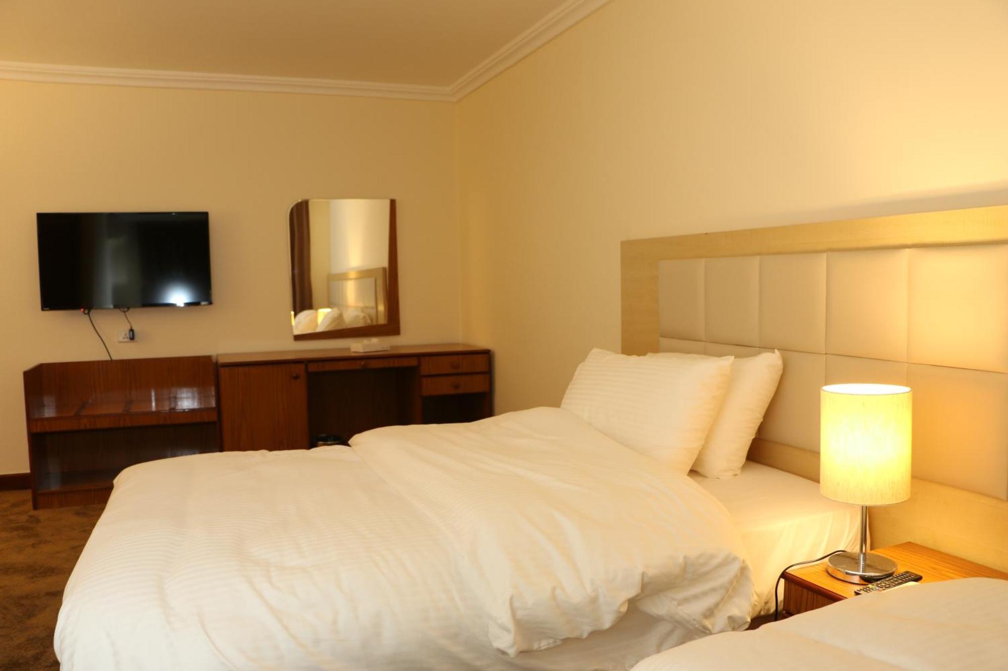 Silk Road Hotel Вади Муса Экстерьер фото